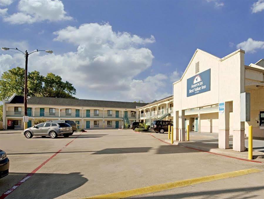 Americas Best Value Inn Mckinney Buitenkant foto