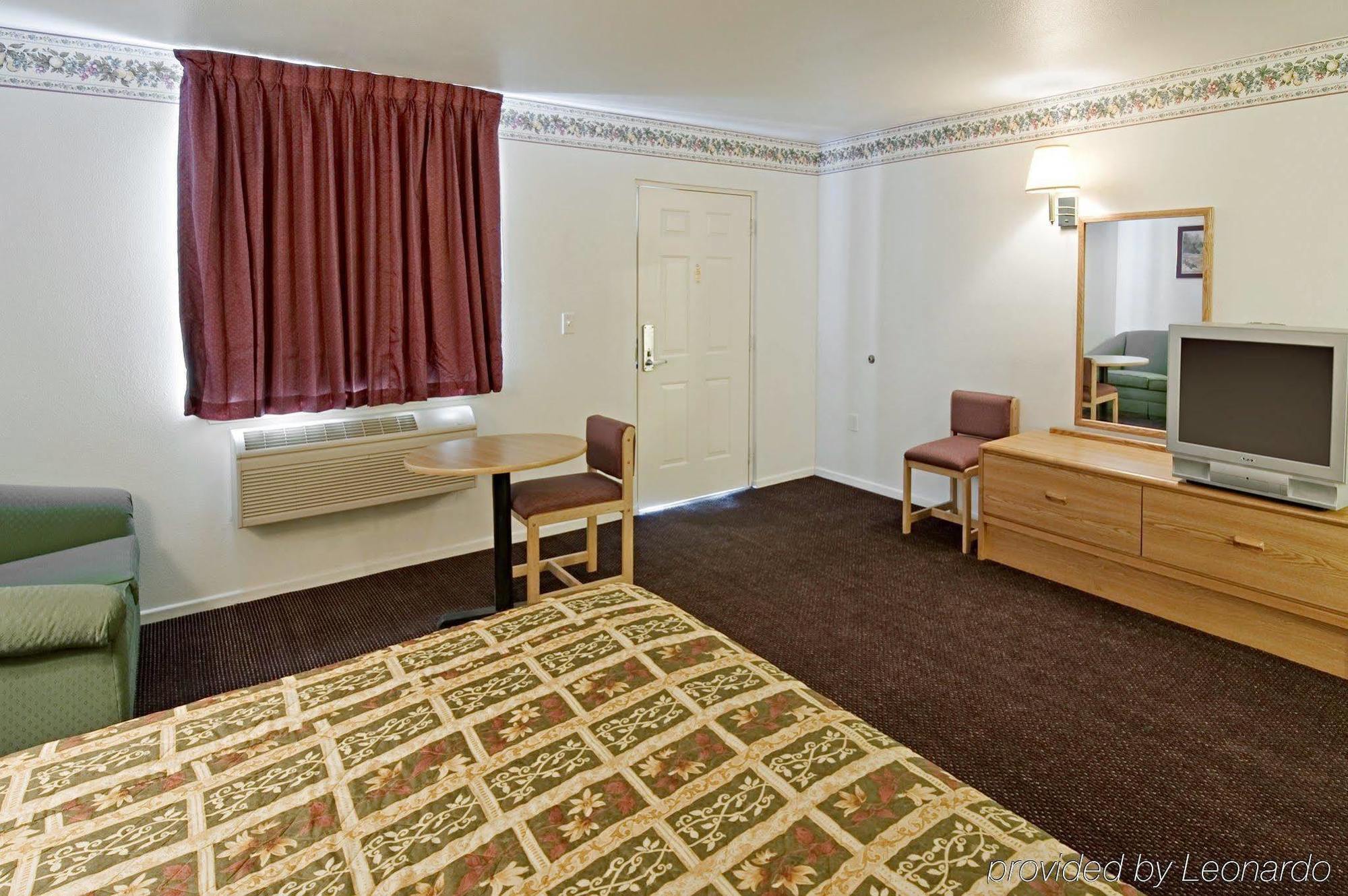 Americas Best Value Inn Mckinney Buitenkant foto