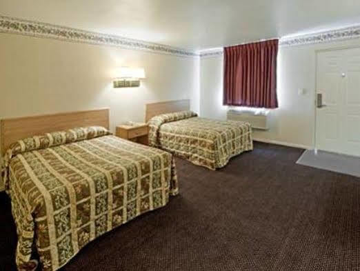 Americas Best Value Inn Mckinney Buitenkant foto